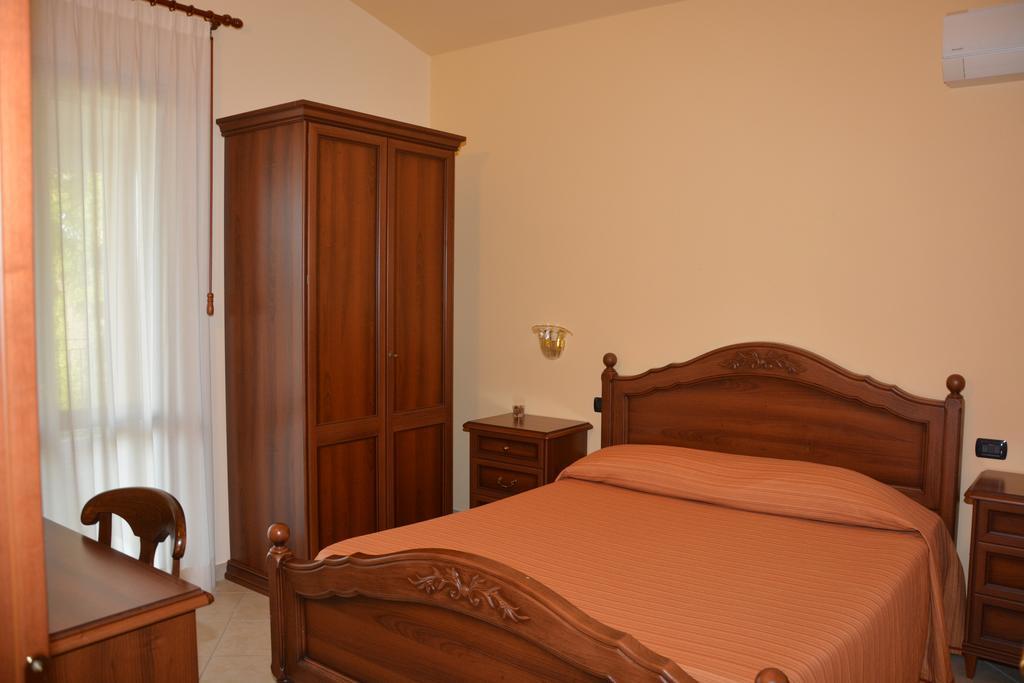 Pinus Rooms Benevento Eksteriør billede